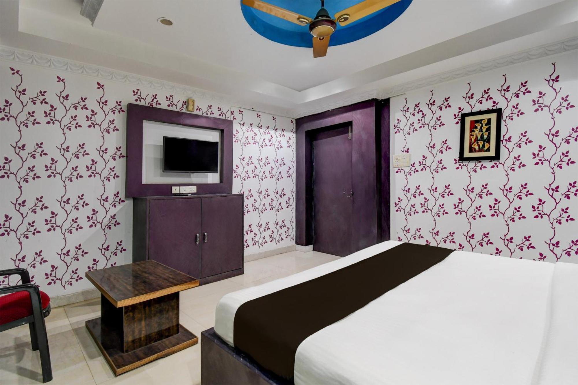 Hotel O Blue Royal Бхубанешвар Екстериор снимка