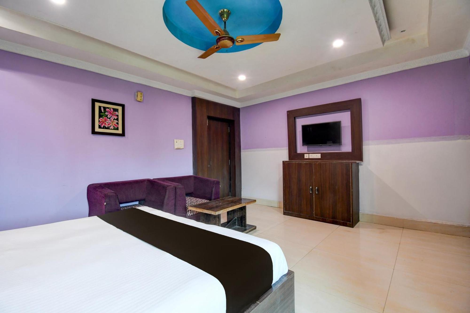Hotel O Blue Royal Бхубанешвар Екстериор снимка