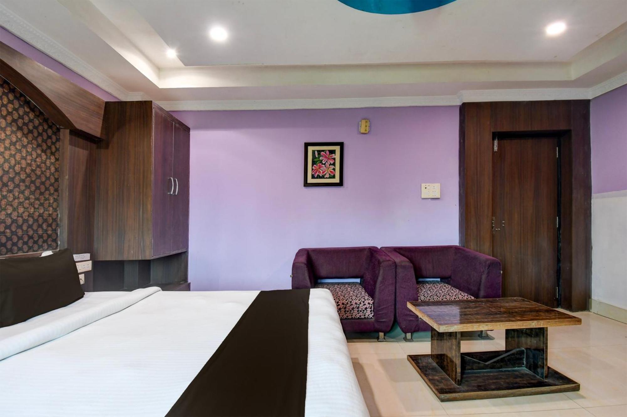 Hotel O Blue Royal Бхубанешвар Екстериор снимка