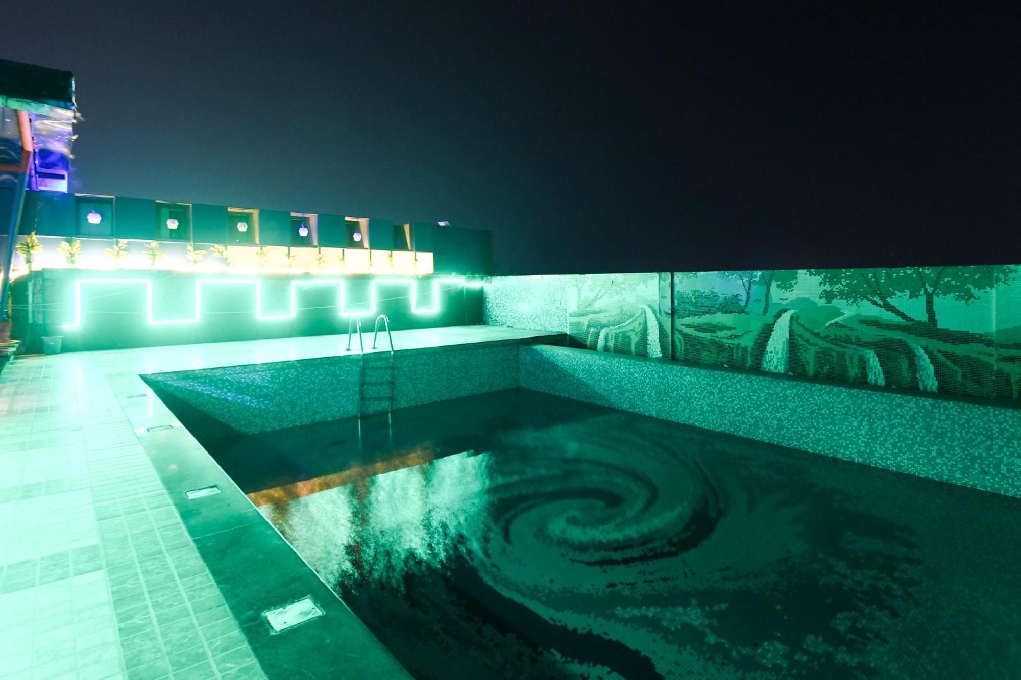 Hotel O Blue Royal Бхубанешвар Екстериор снимка