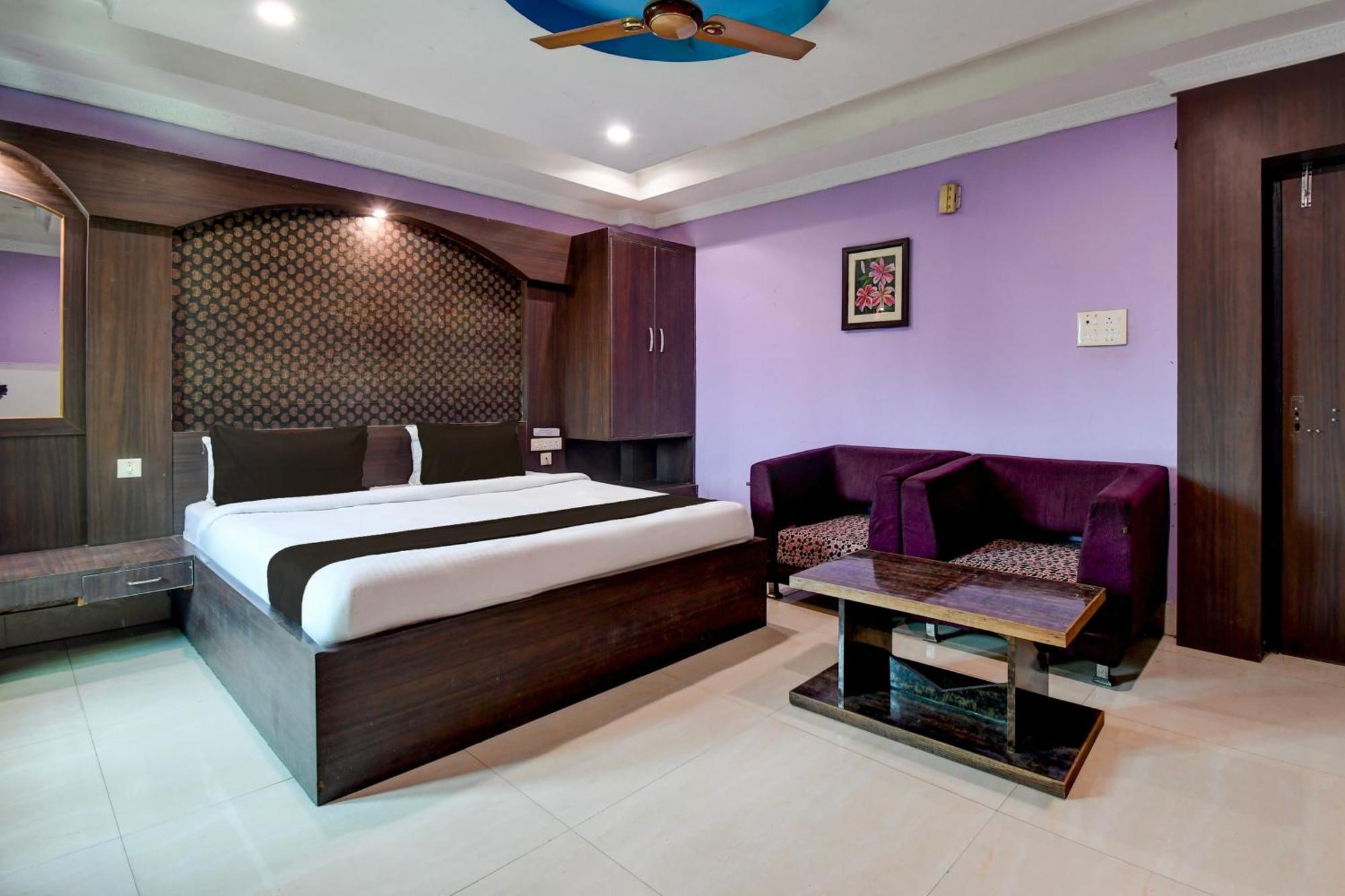 Hotel O Blue Royal Бхубанешвар Екстериор снимка